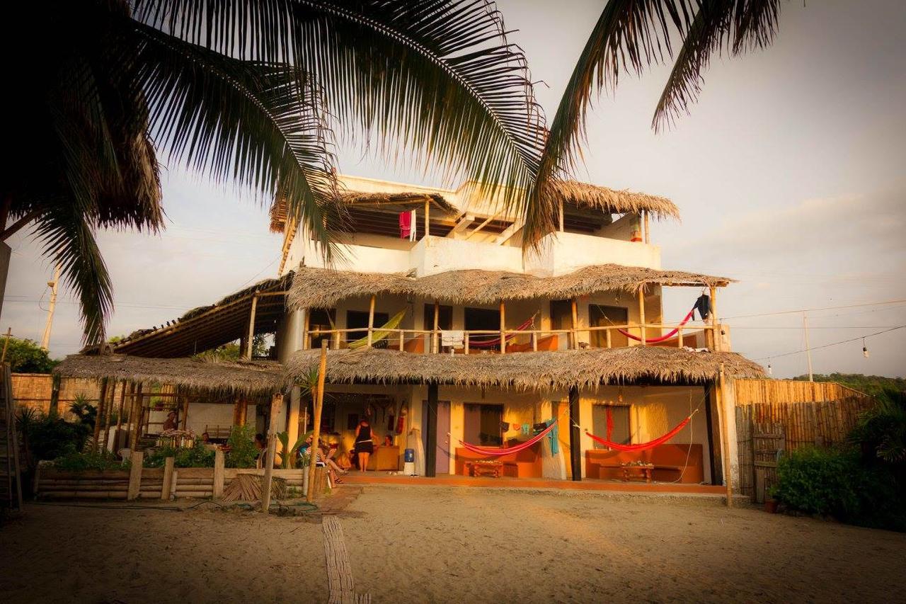 Beach Front Bungalows At The Coconut Canoa Εξωτερικό φωτογραφία